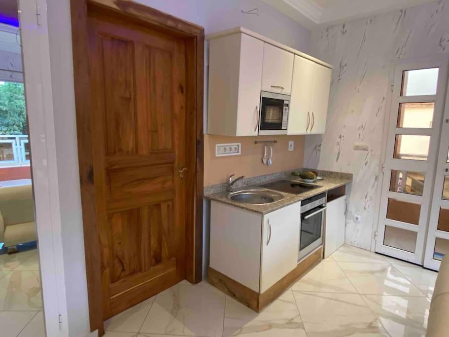 Appartement Altona Λομέ Εξωτερικό φωτογραφία