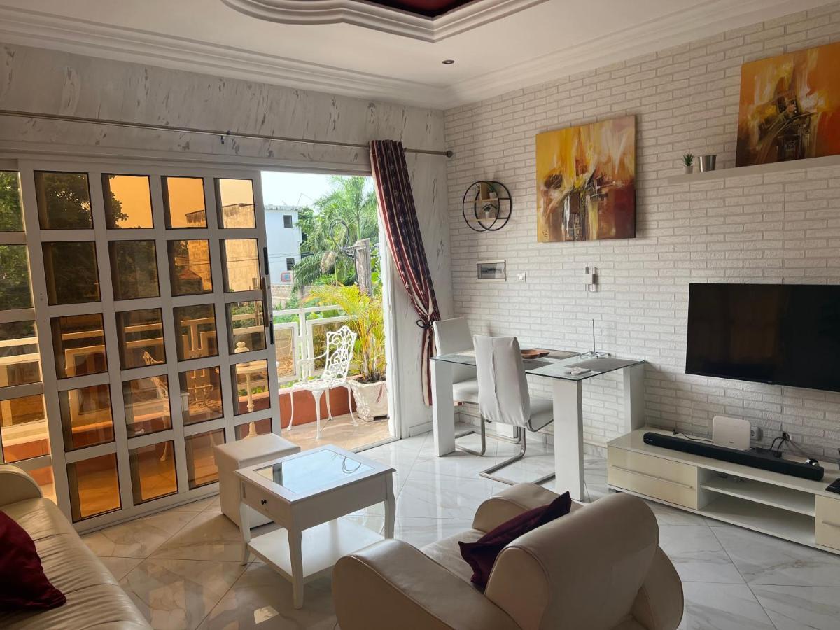 Appartement Altona Λομέ Εξωτερικό φωτογραφία